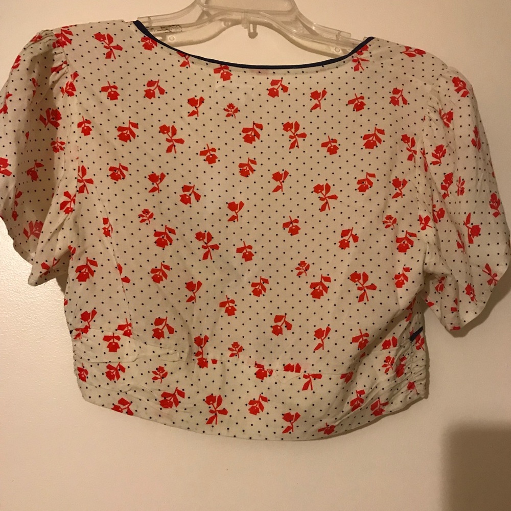 Crop top